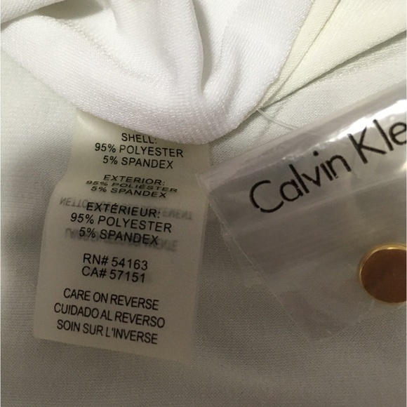 Excellent Used Condition Calvin Kline Floral Sleeveless Blouse - Picture 3 of 3